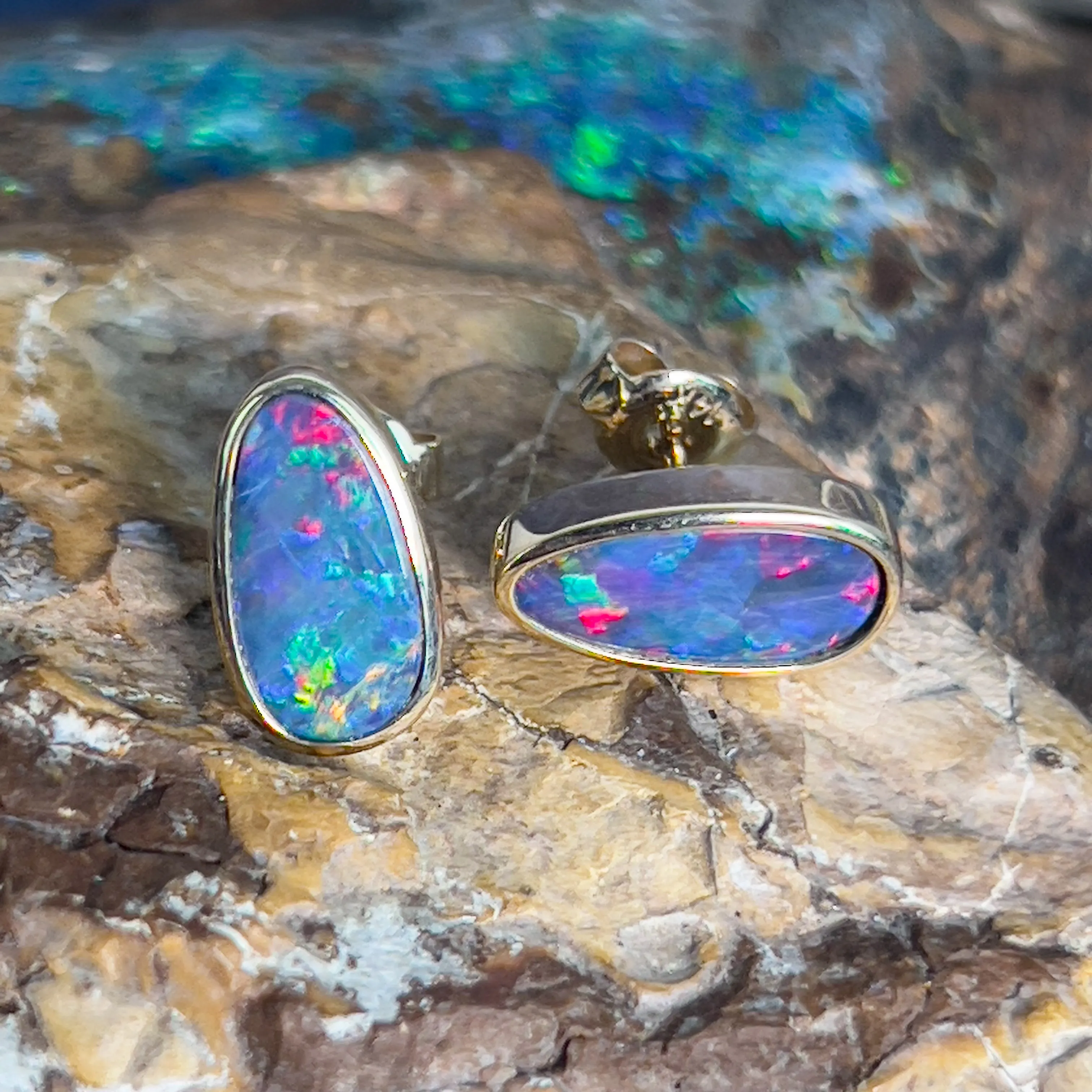 14kt long oval freeform Opal doublet studs