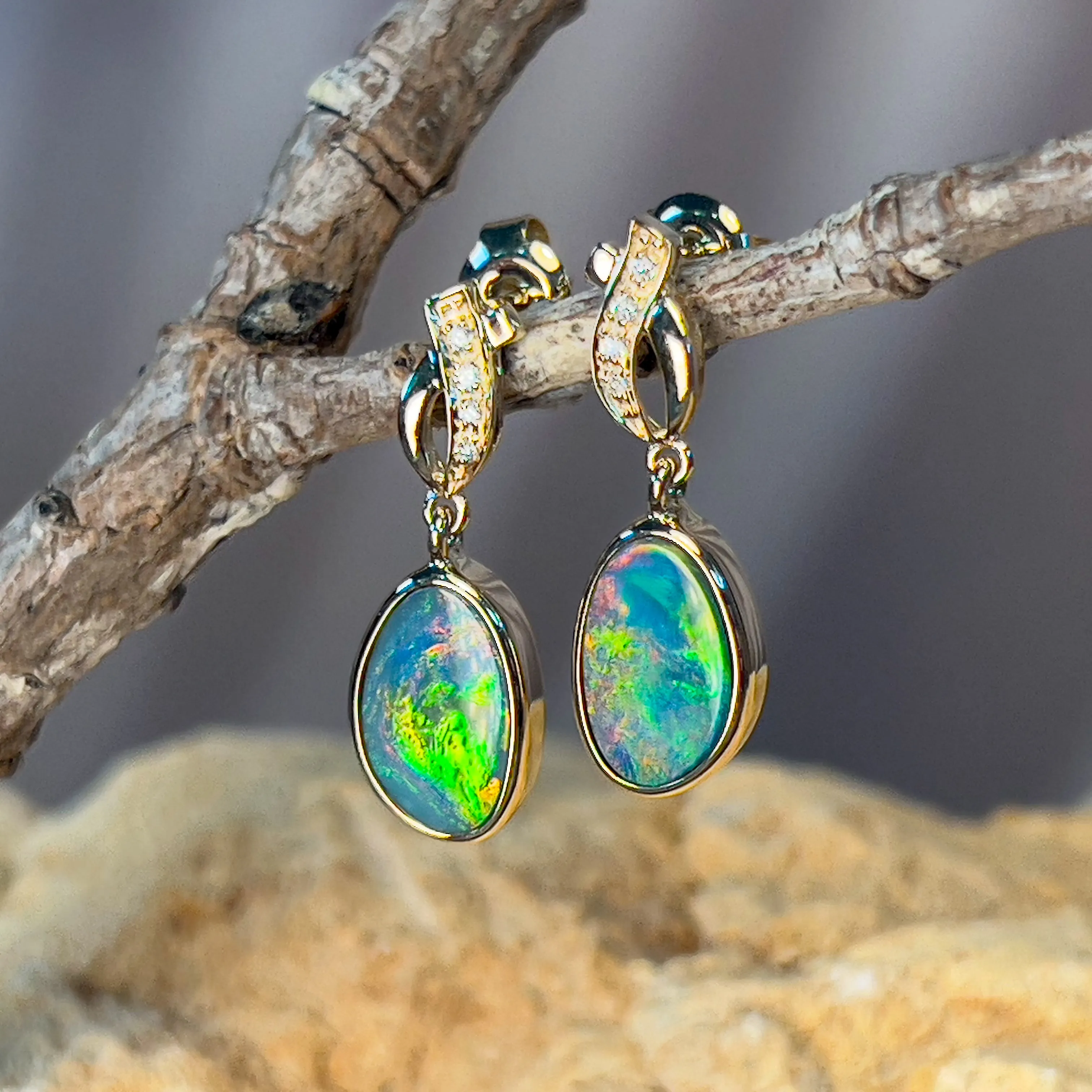 14kt Yellow Gold dangling Opal doublet 2.85ct earrings