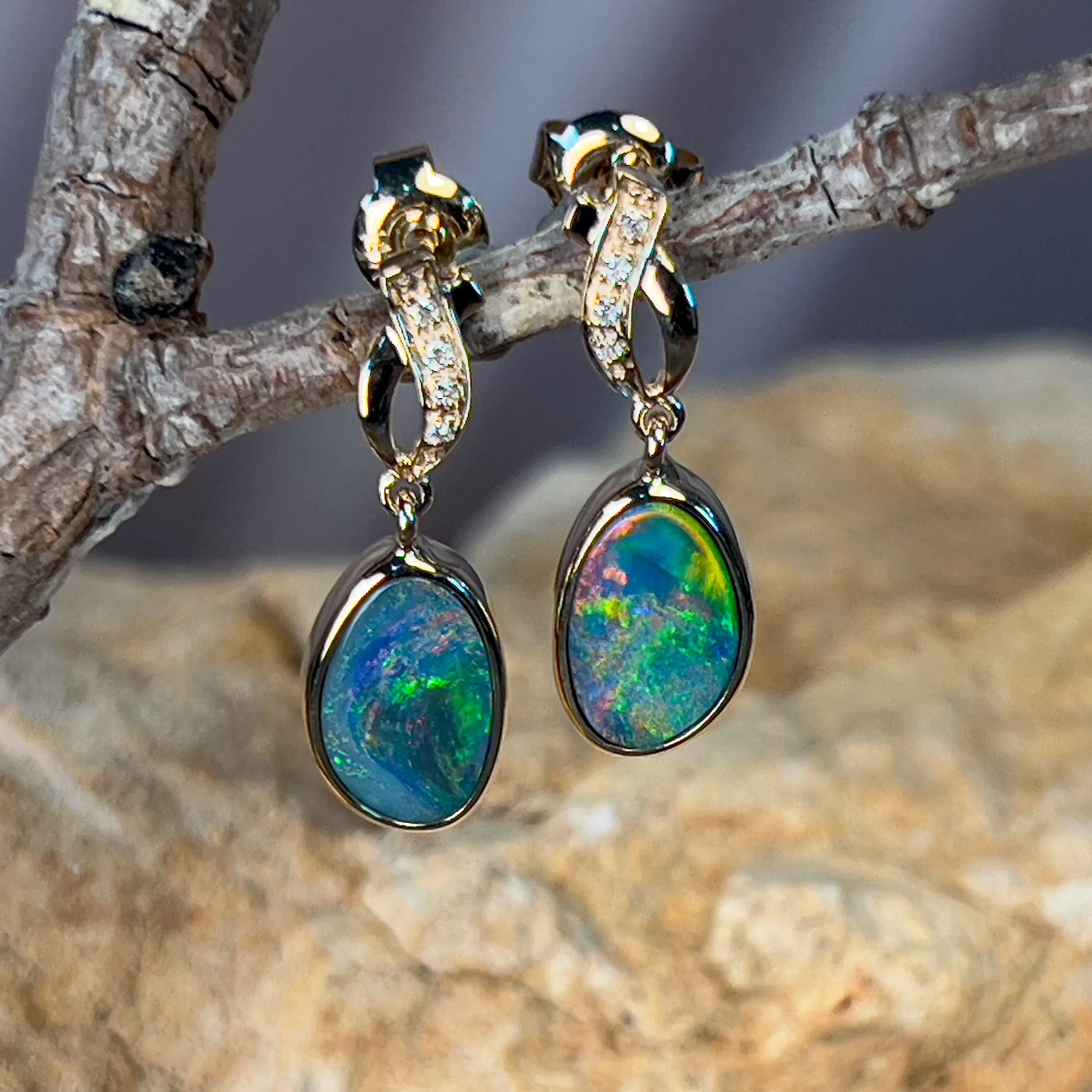 14kt Yellow Gold dangling Opal doublet 2.85ct earrings