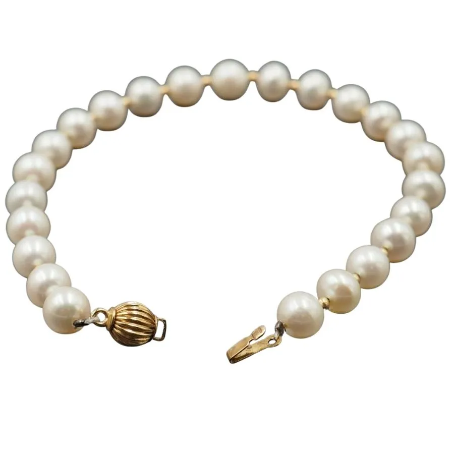 9ct Yellow Gold Freshwater Pearl Necklace & Bracelet Set