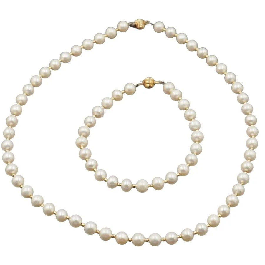 9ct Yellow Gold Freshwater Pearl Necklace & Bracelet Set