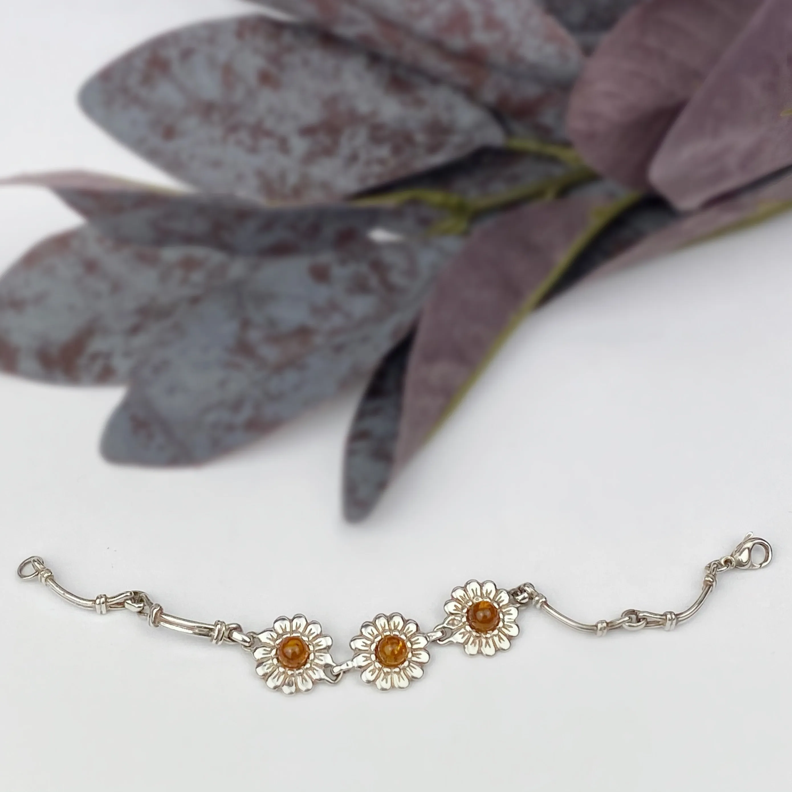 Amber Daisy Bracelet - VBRC269