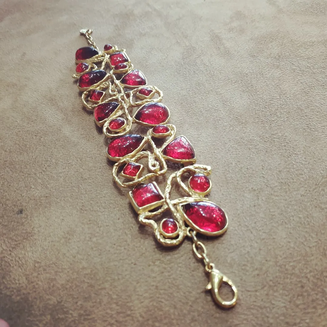 Dolce Vita vintage Gold Red Glass statement Bracelet