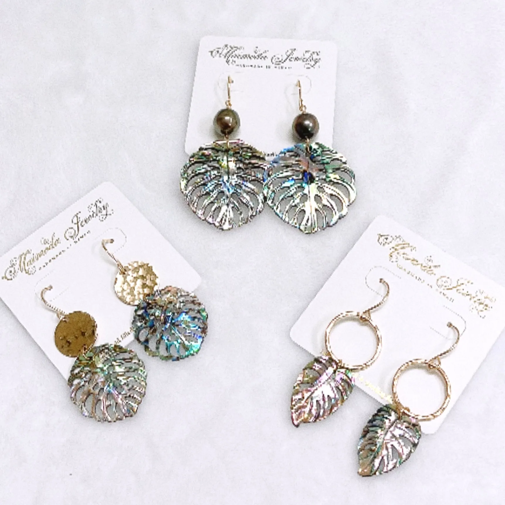 Earrings Maui - abalone shell monstera (E631)