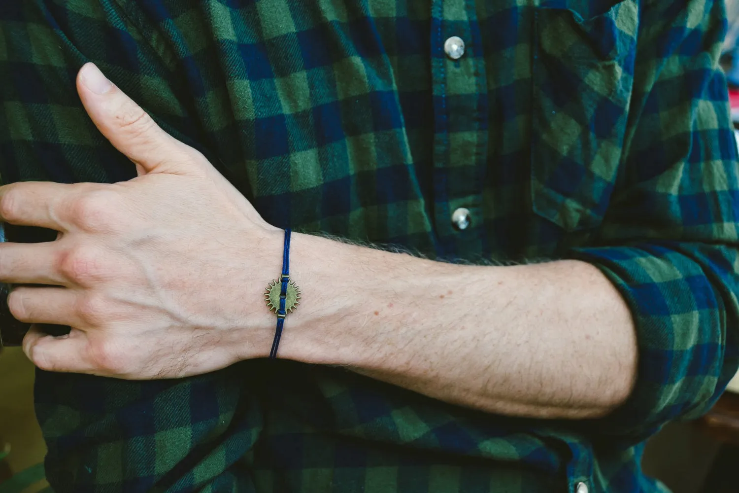 Gear bracelet form men, blue cord