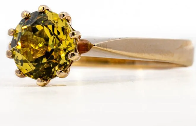 Gorgeous 9ct Yellow Gold Peridot Ring