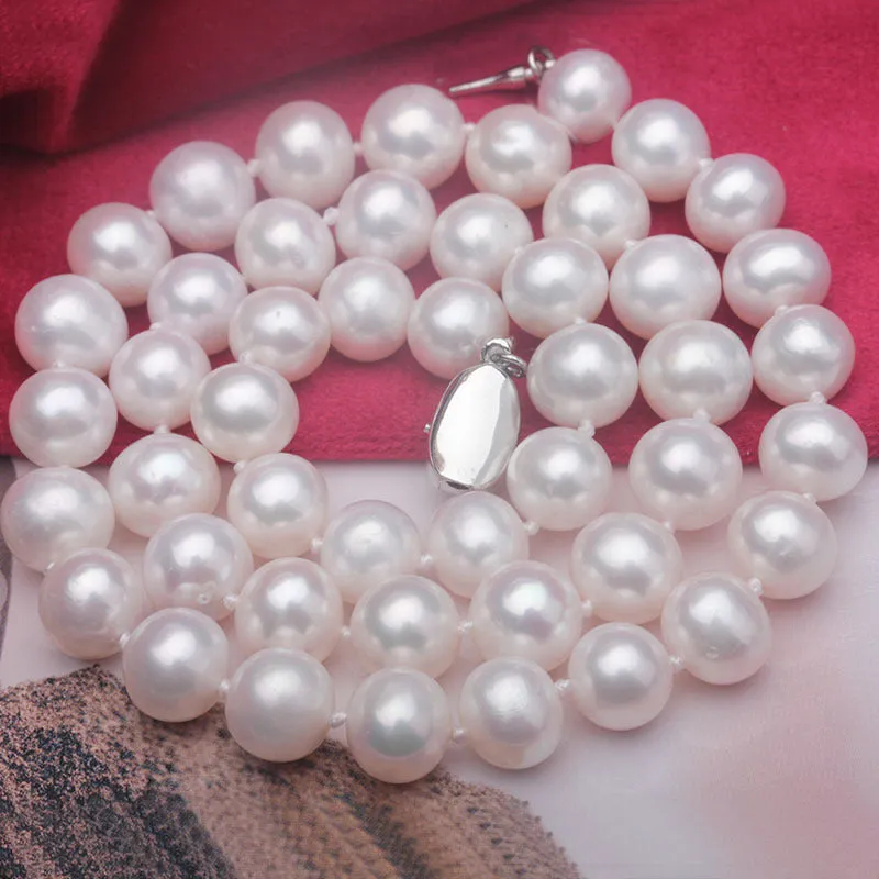 Margot Pearl Necklace