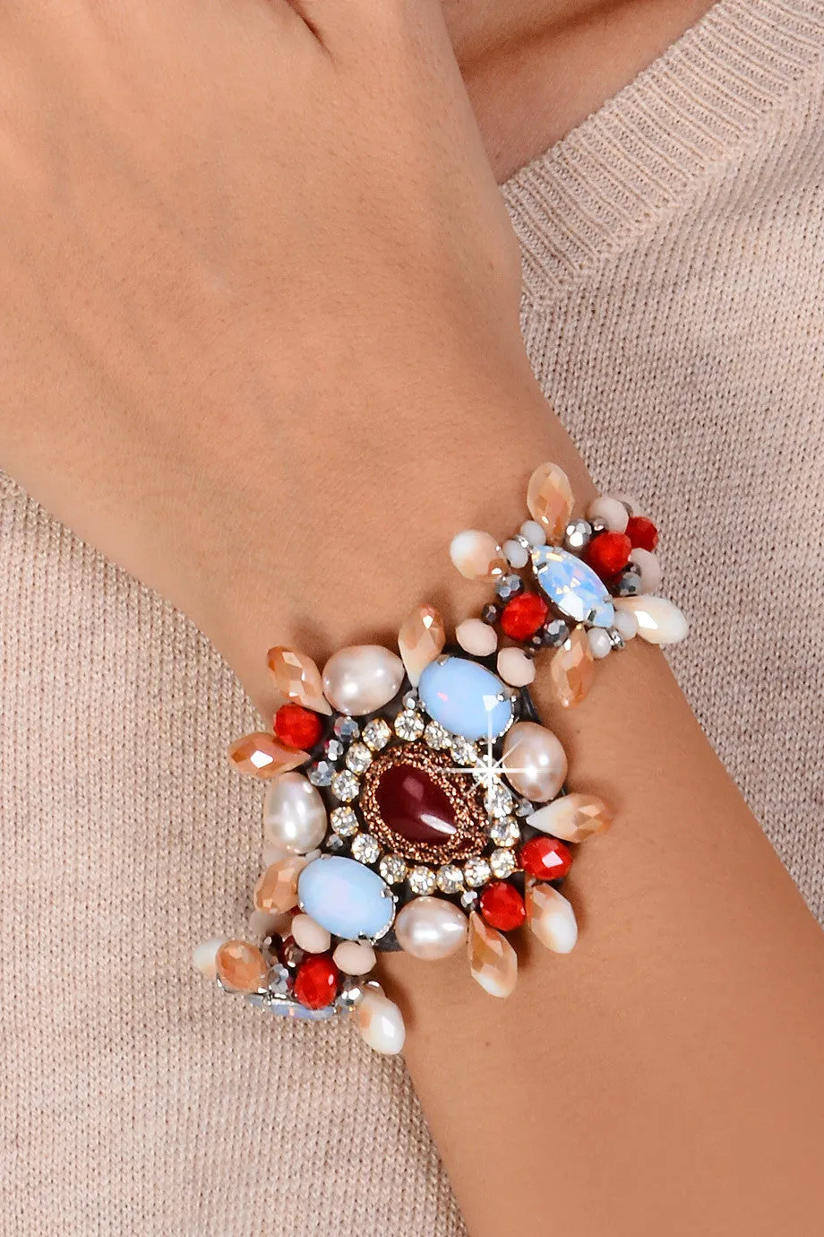 ORNELIA Red Crystal Bracelet