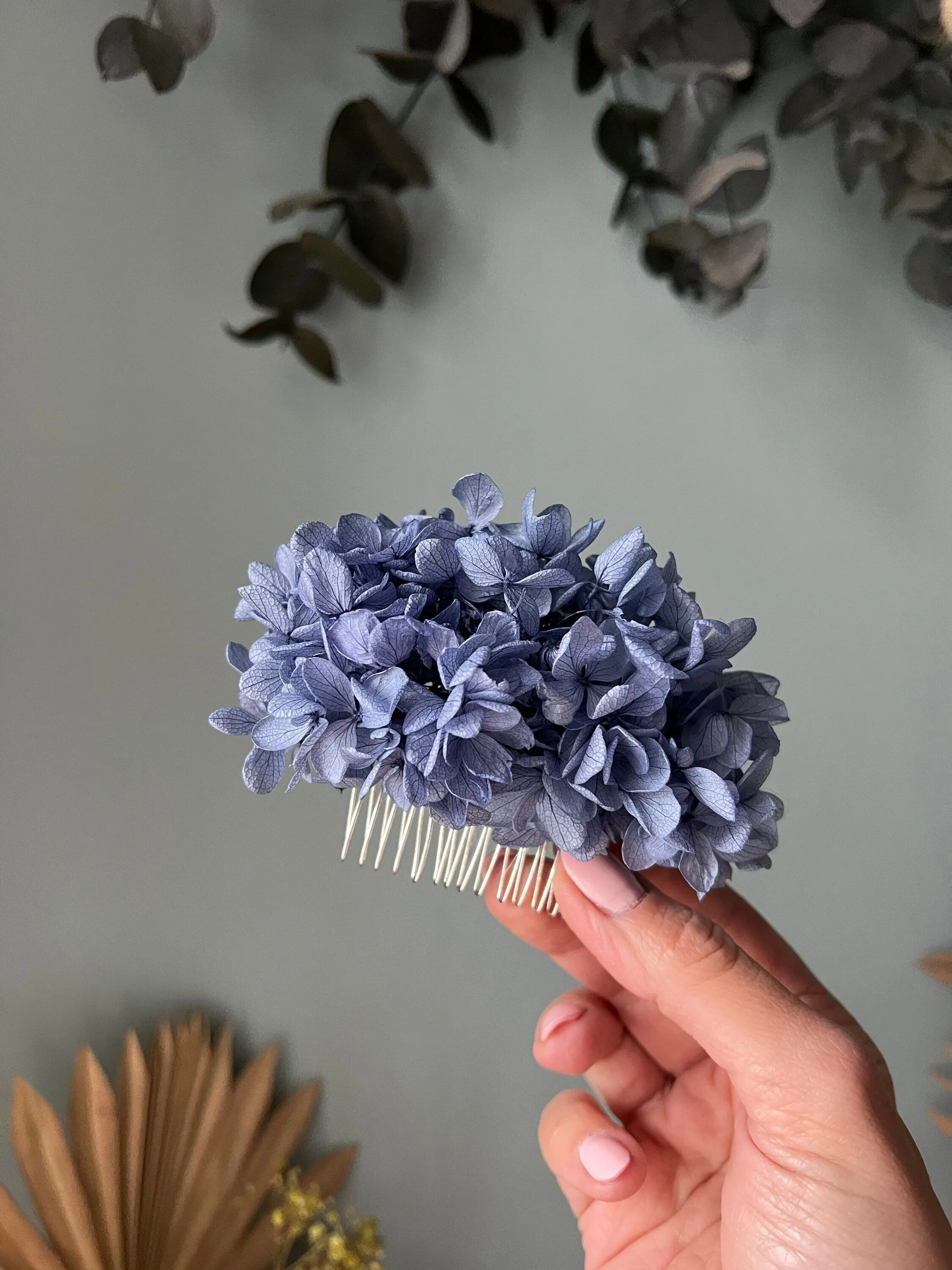 Pale Dusty Blue Dried Flower Comb, Prom Wedding Hair Accessories, Everlasting Flower Hair Piece Blue Floral Hair Piece, Bridesmaids Gift