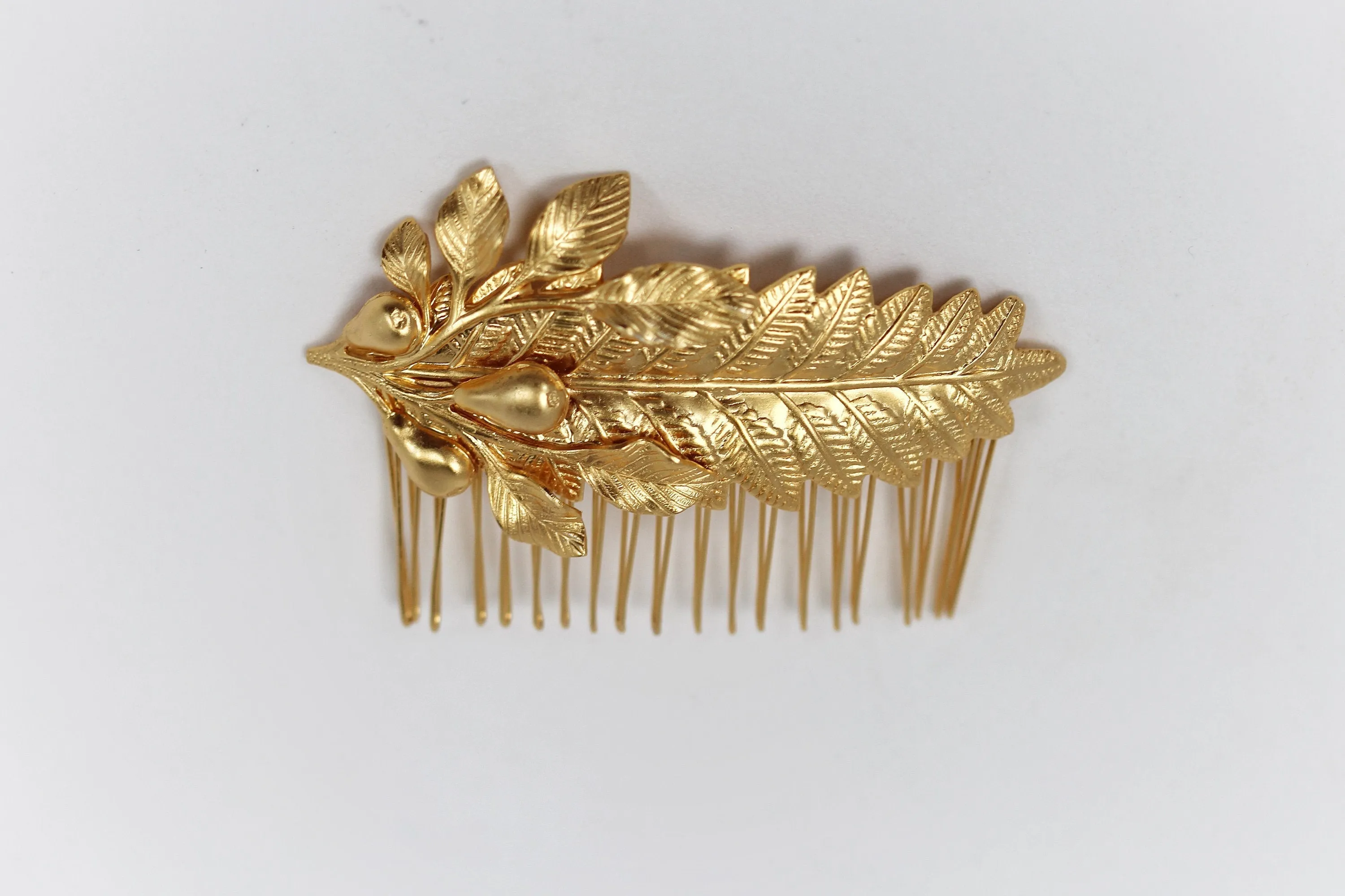 Royal Pears Hair Comb