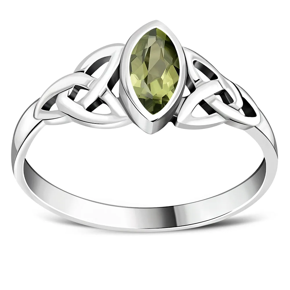 Silver Celtic Ring set w/ Peridot Stone