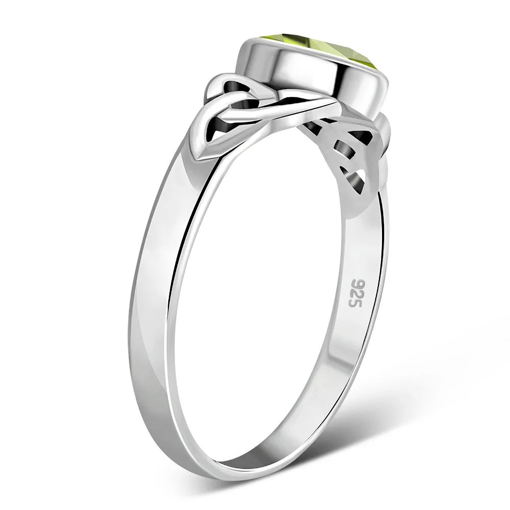 Silver Celtic Ring set w/ Peridot Stone