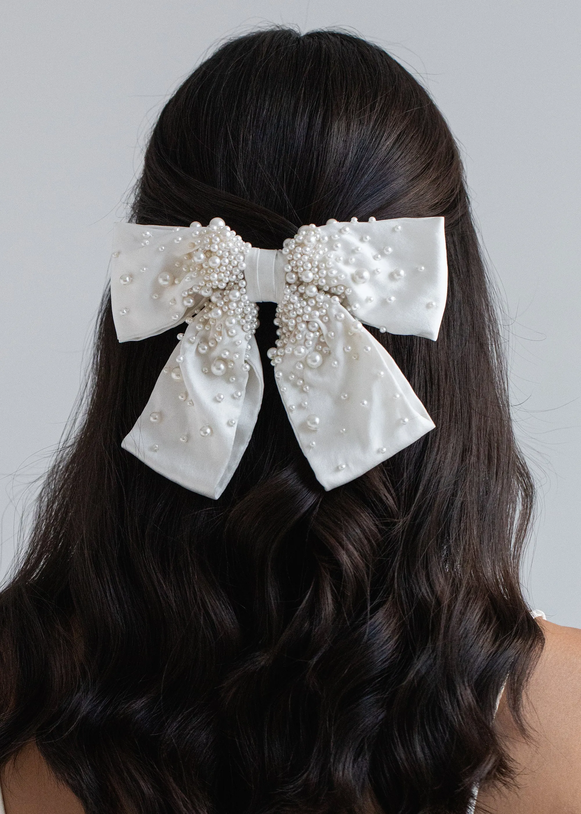 Taryn Bow Barrette -- Pearl