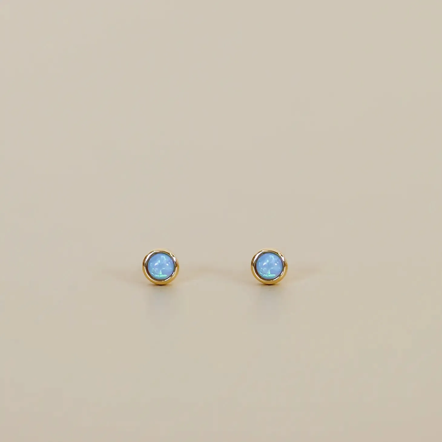 The Mini Energy Simple Studs - Fire Opal (JOY)