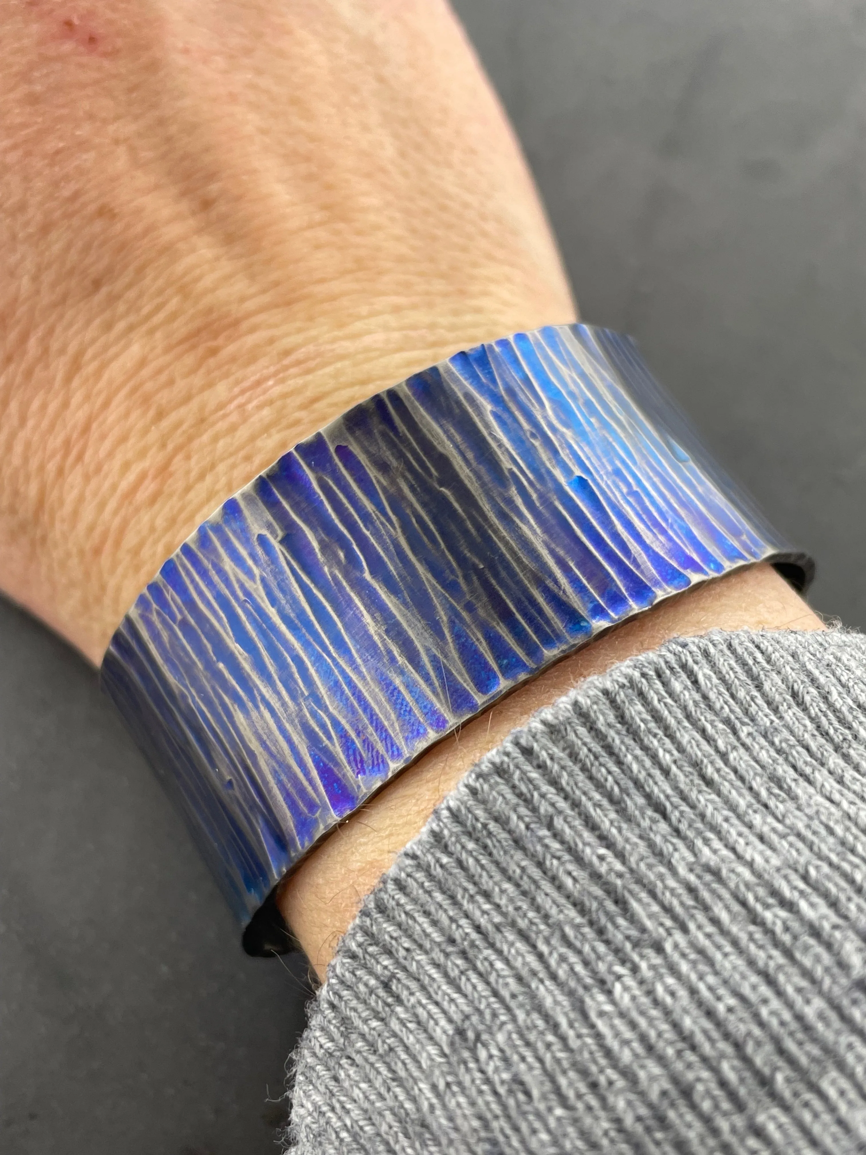 Titanium Watery Textured Wide Cuff