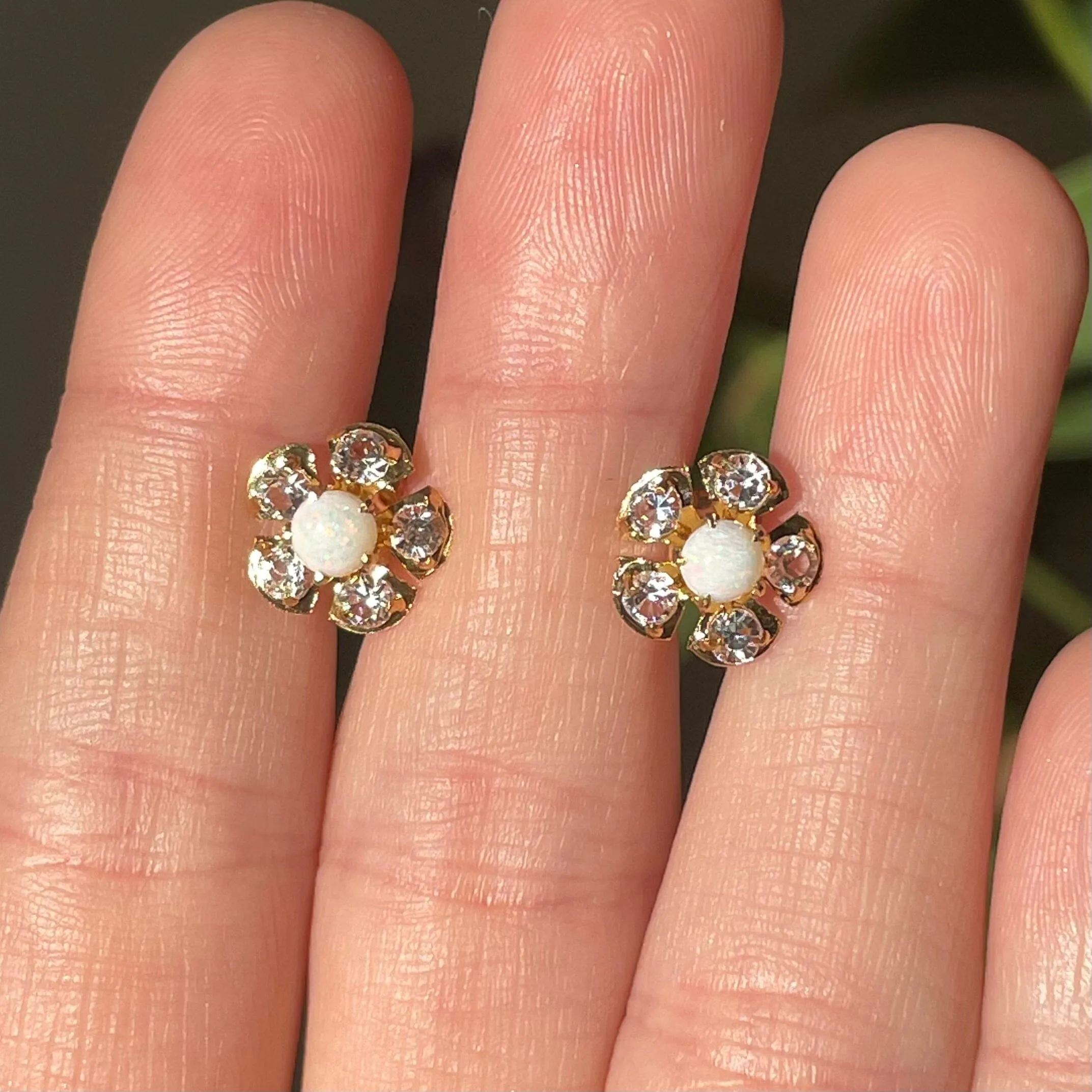 Vintage 10K Gold Opal Flower Stud Earrings