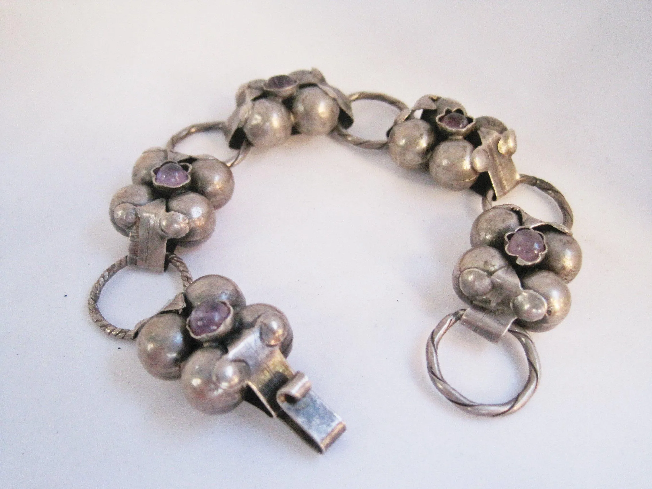 Vintage Early Mexican Silver Flower Link Bracelet with Amethyst