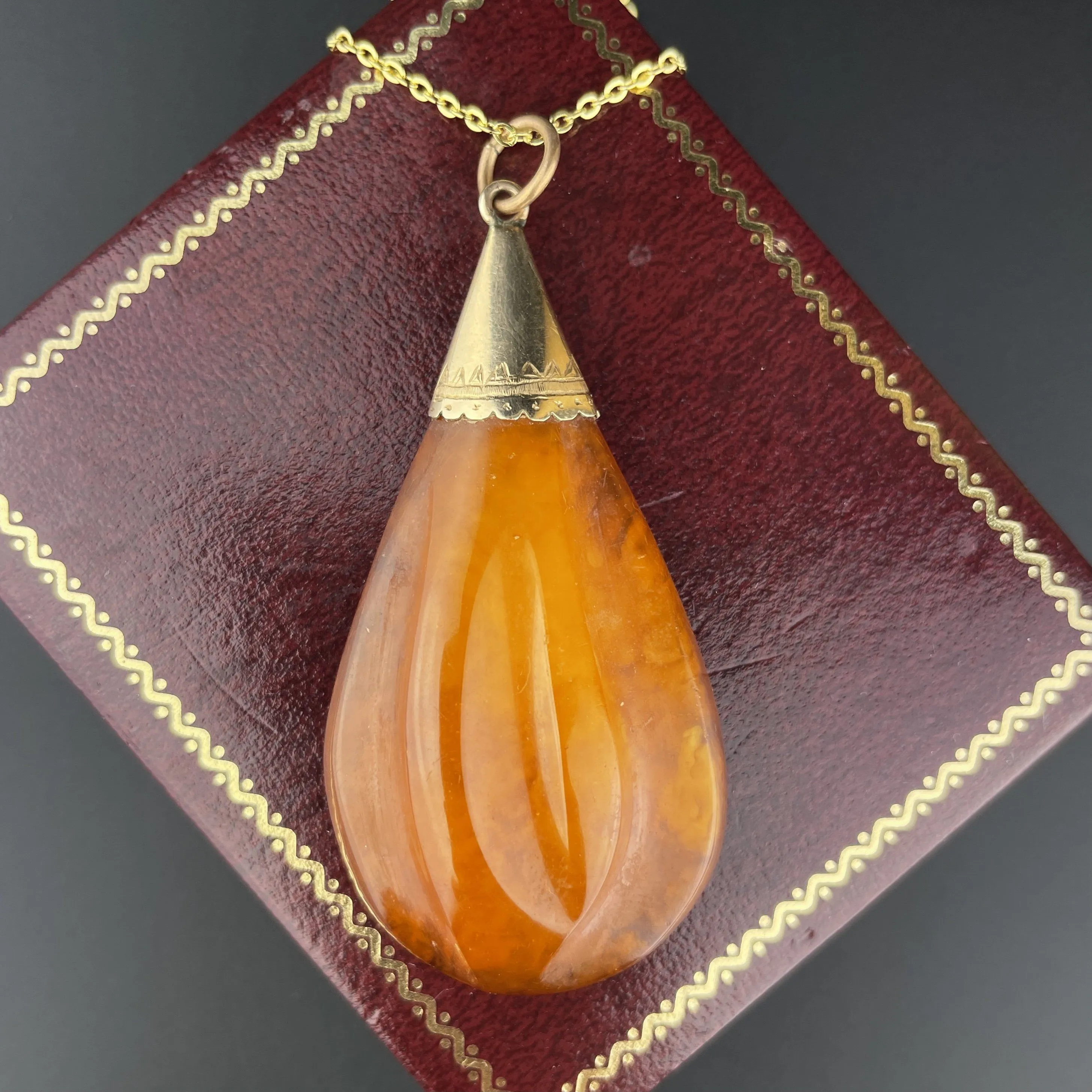 Vintage Edwardian Gold Natural Baltic Amber Teardrop Pendant